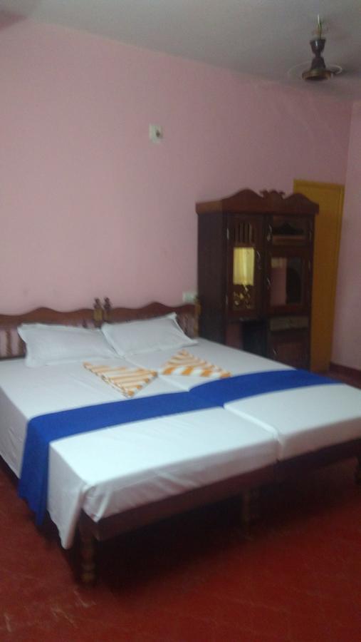 Ferienwohnung Thriphala Ayurveda Yogashram Thiruvananthapuram Exterior foto